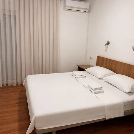 Bed & Breakfast Sobe Ivan-Popic